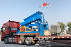 大型液壓移動(dòng)對(duì)輥制砂機(jī)哪家好，多少錢一臺(tái)