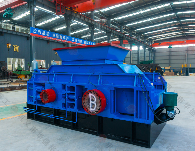 碳素對(duì)輥破碎機(jī)設(shè)備中對(duì)輥的選購應(yīng)注意哪些方面？