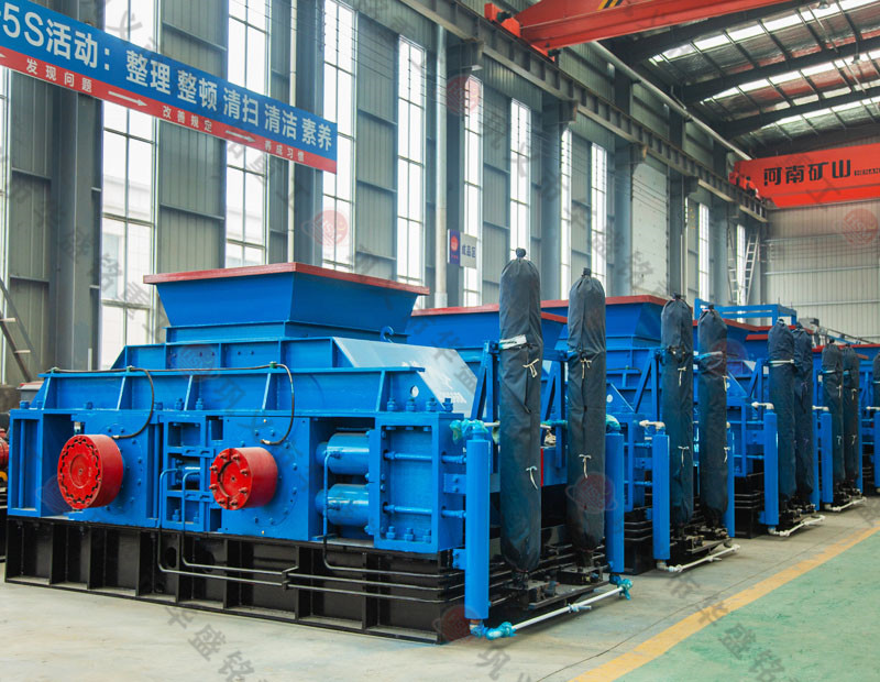 對(duì)輥破碎機(jī)在石料場中的應(yīng)用和特點(diǎn)是什么？